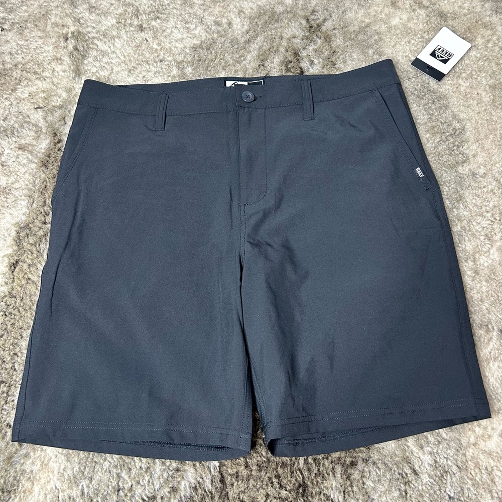 Black REEF Medford Walk Short sz 36